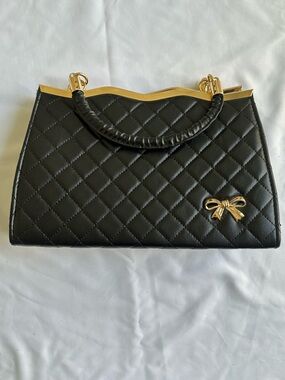 Black Quilted Handbag Decorative Gold Bow
